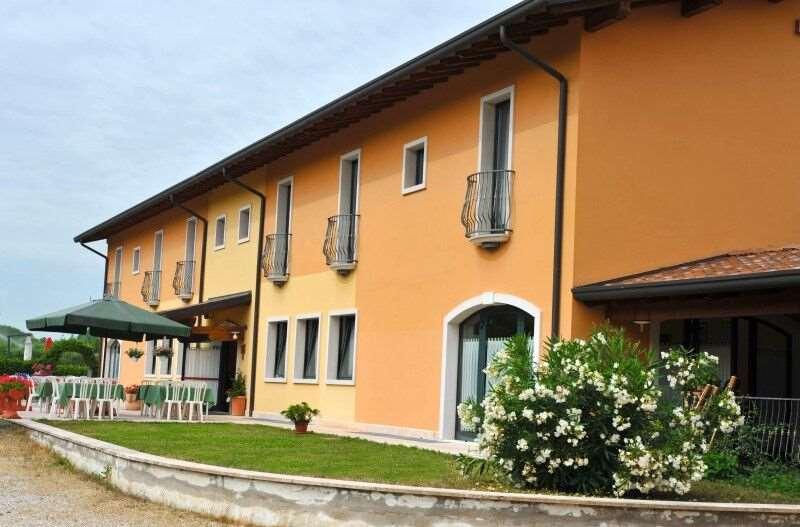 Hotel Agli Ulivi Valeggio sul Mincio Kültér fotó