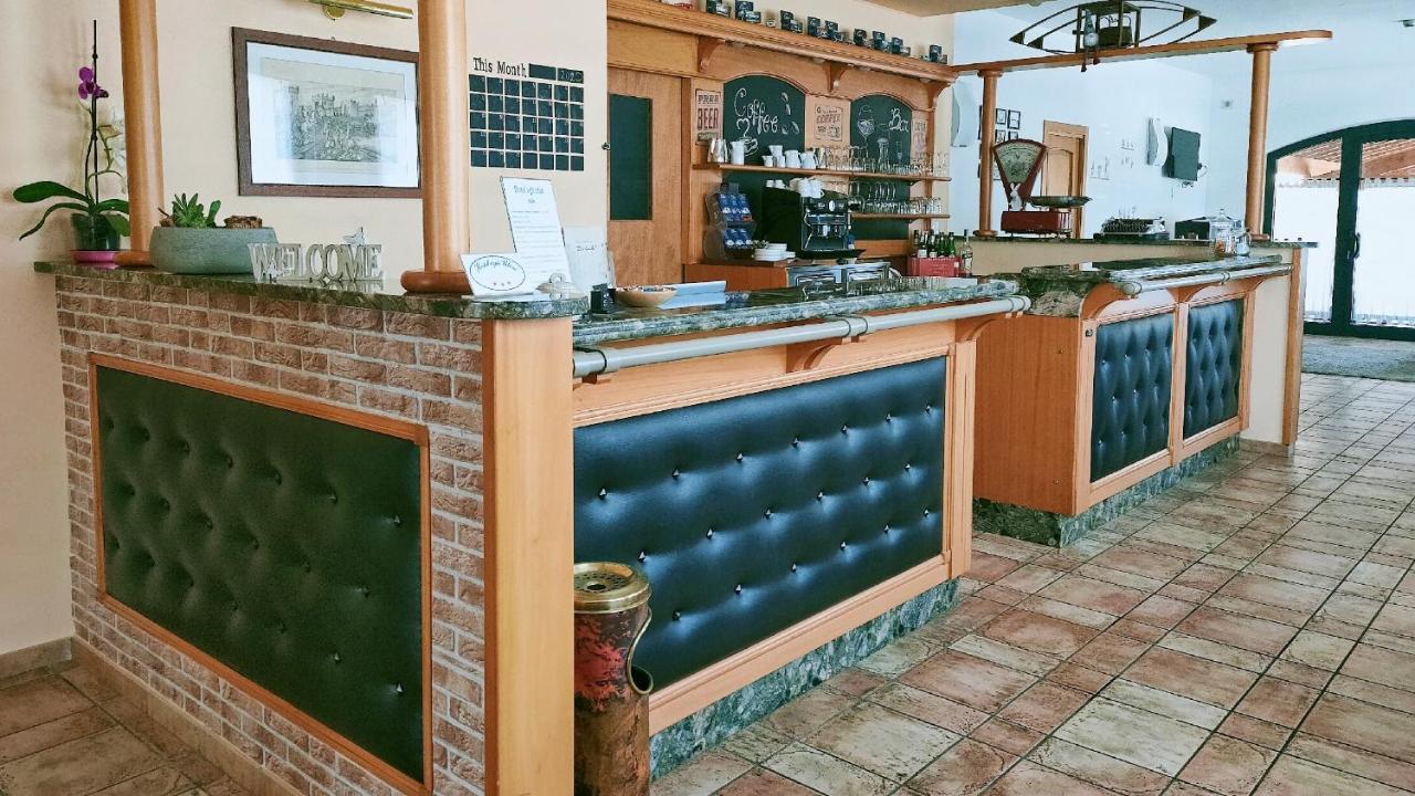 Hotel Agli Ulivi Valeggio sul Mincio Kültér fotó